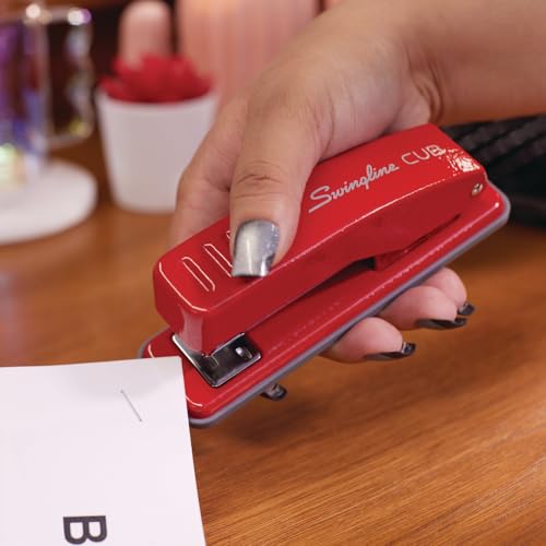 Eco-Friendly Swingline Stapler, Cub Compact Desktop Stapler, 20 Sheet Capacity,